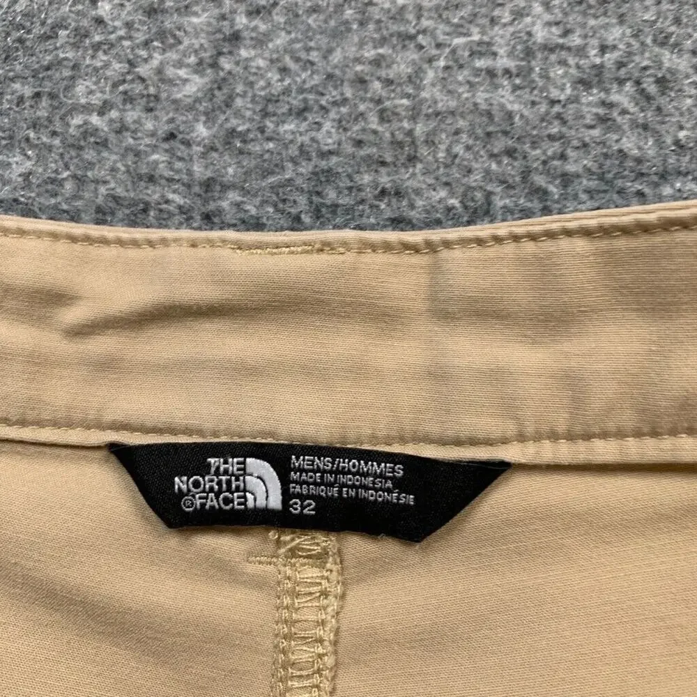 The North Face Shorts Mens 32 Wheat Cotton Stretch Flat Front Casual‎ Walk Chino